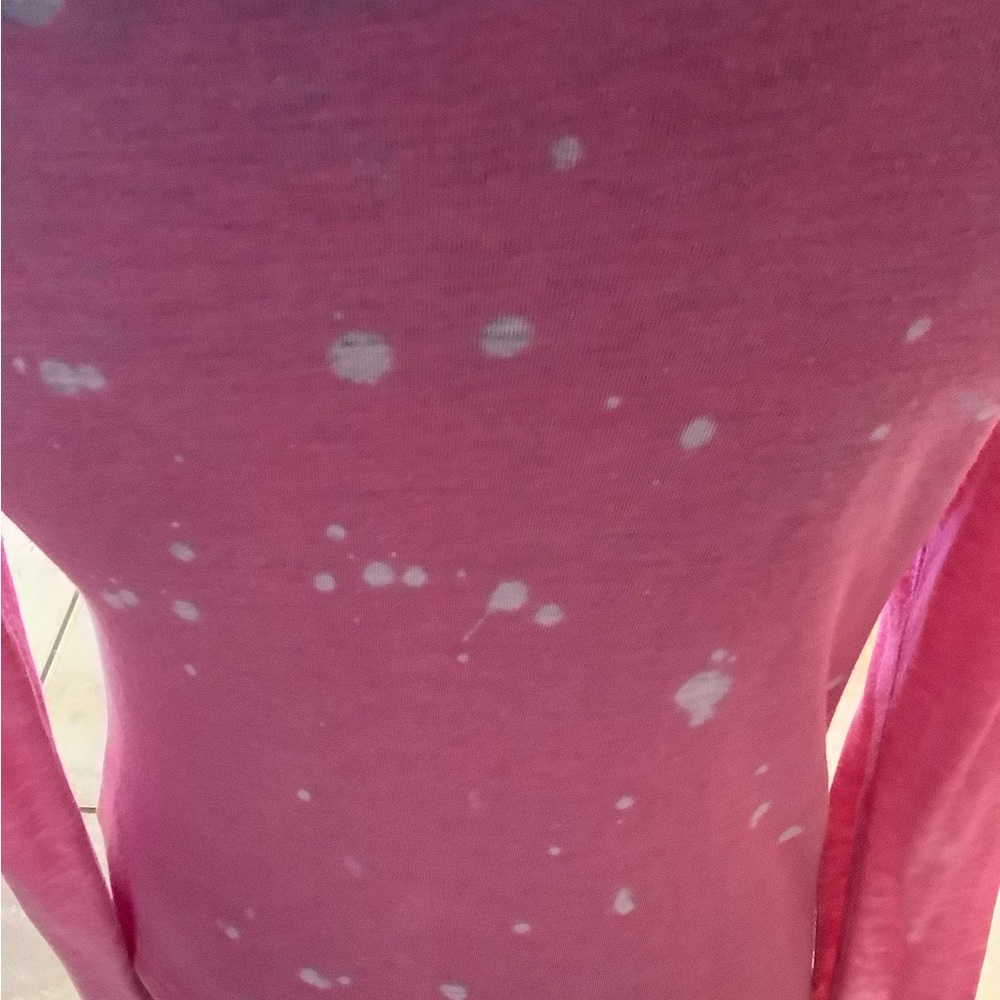 Lightweight Tee - Picture 2 of 6